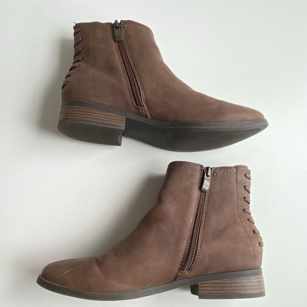 Limelight Dylan Ankle Bootie, Women's Size 8 Brown